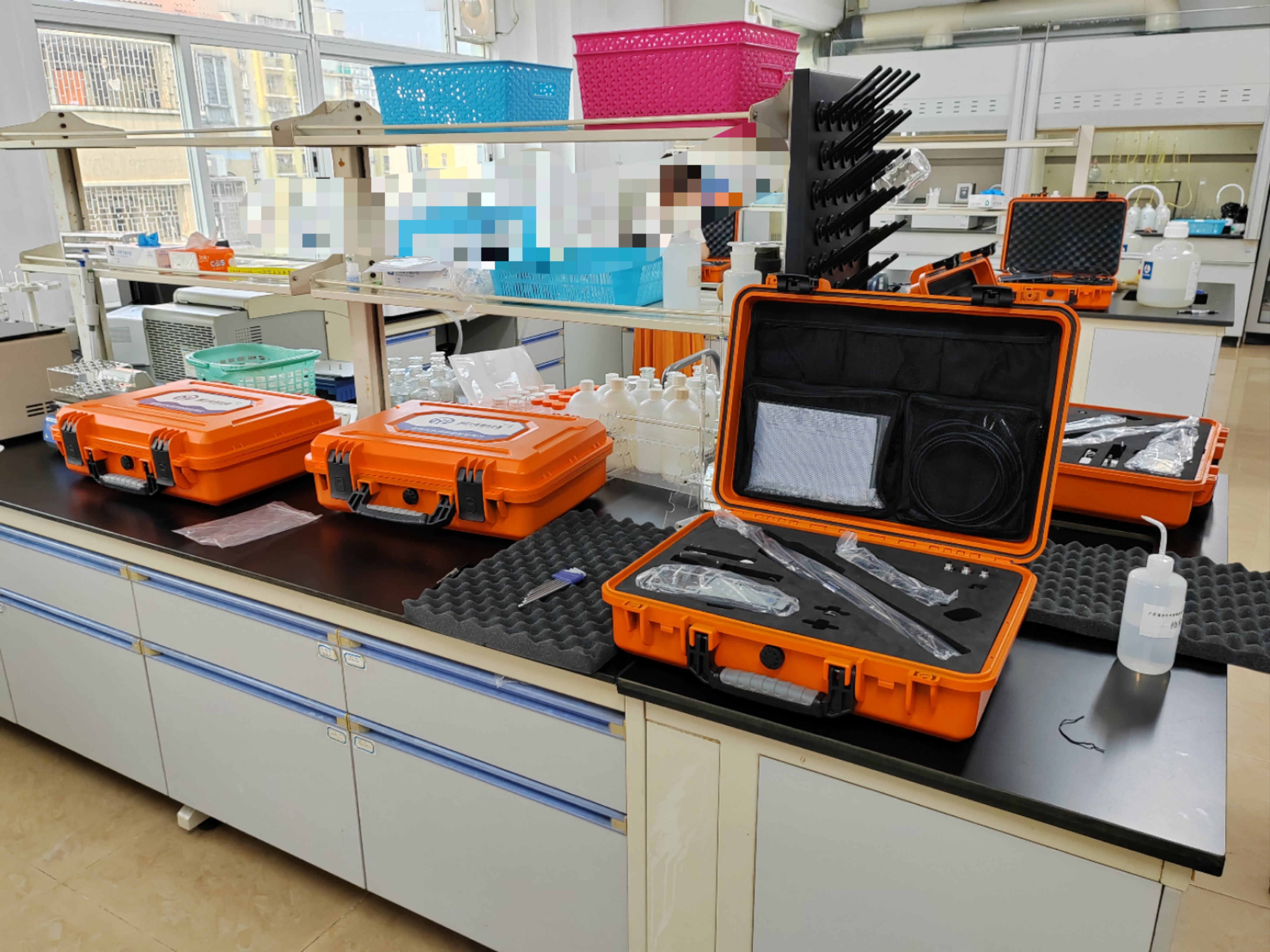 便攜式水(shuǐ)質多(duō)參數(shù)監測儀設備采購(gòu)項目服務案例